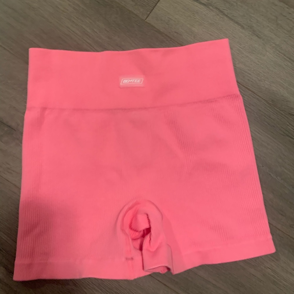Bo+Tee shorts